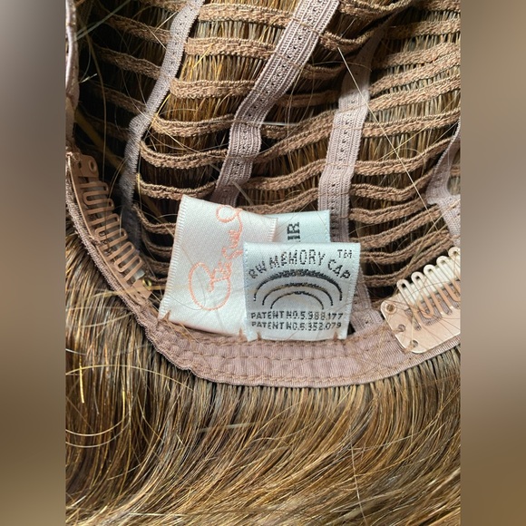 Raquel Welch- Human Hair TOPPER Memory Cap Monofilament Body Wave Layers - Picture 9 of 14